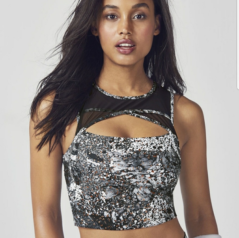 NWT Fabletics Midi Sports Bra